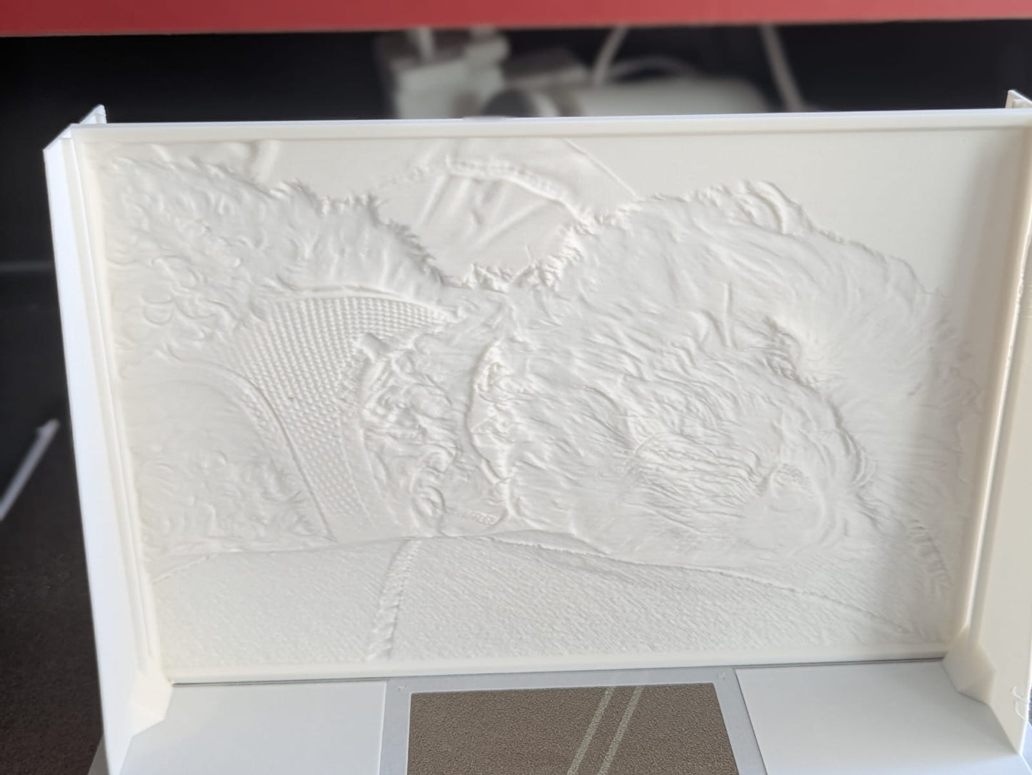 Custom 3D‑Printed Pet Lithophane with Light Box