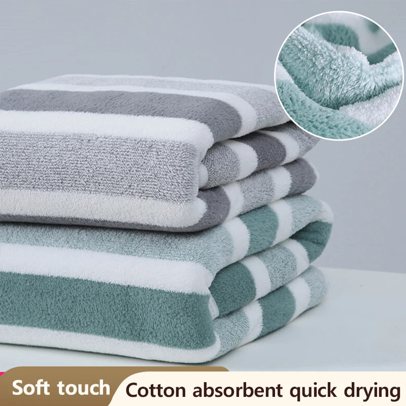 Absorbent Bath Towel